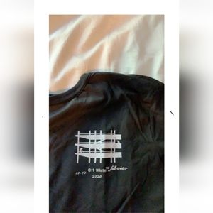 Off-White Graphic Tee-shirt
